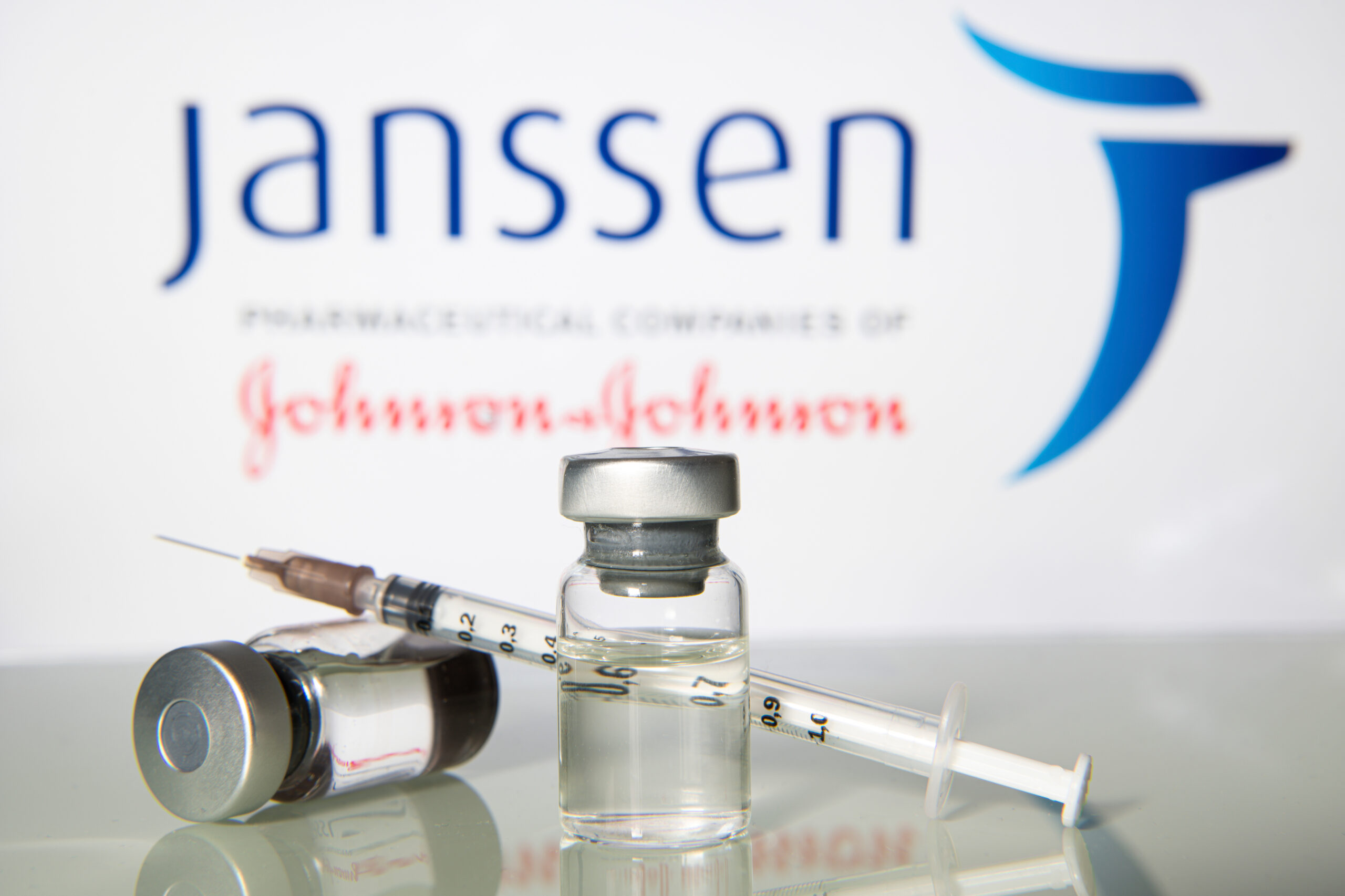 Federal Circuit Sides with J&J in Patent Battle over Schizophrenia Drug Regimen