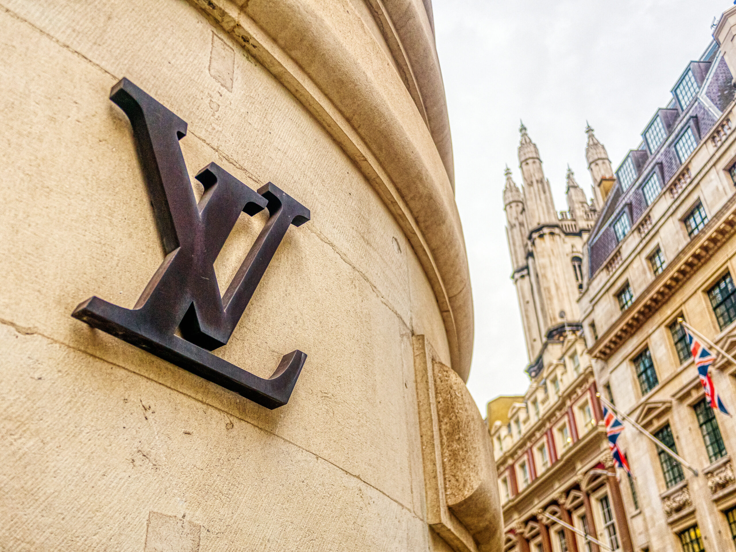 RPJ’s Deena R. Merlen Quoted in Business Insider on Louis Vuitton’s New Beauty Line