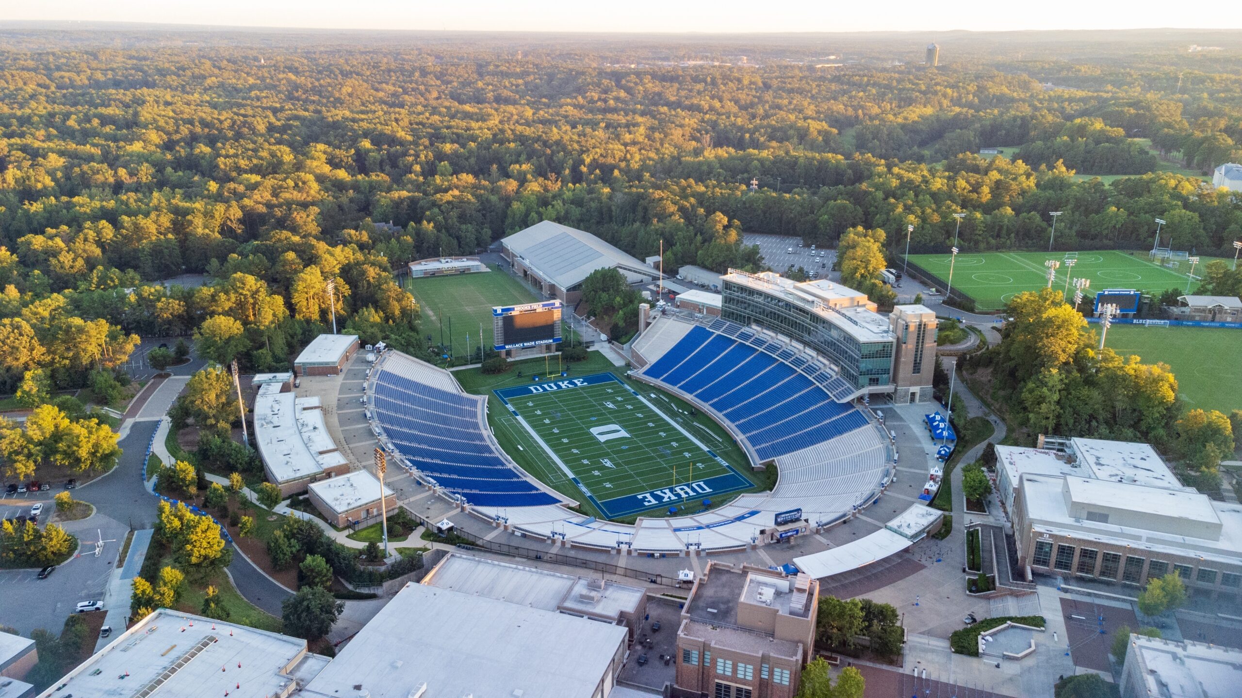 Can NIL Deals Keep Athletes from Transferring? The Duke-Mensah Saga